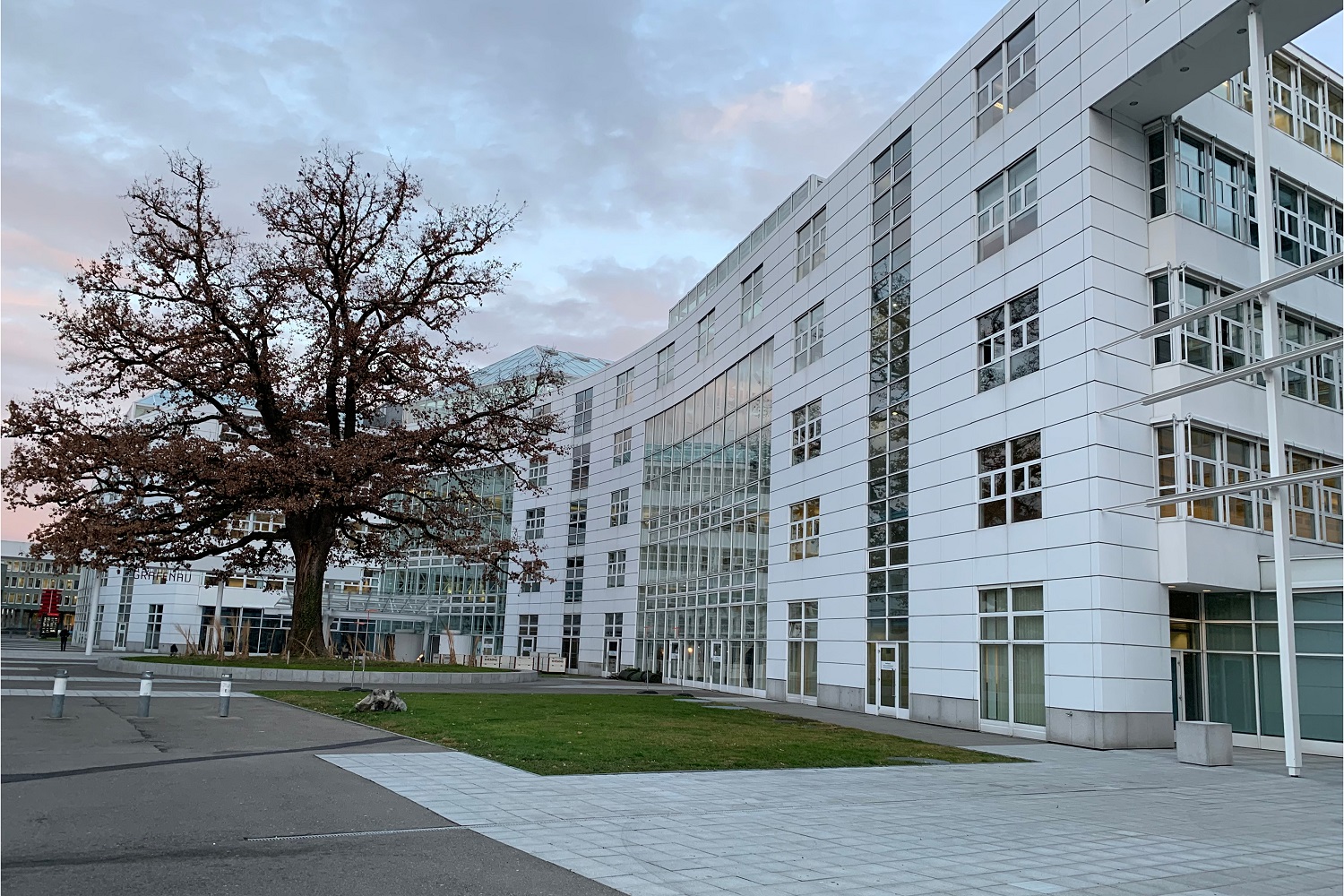 Geschäftshäuser Grafenauweg 2–12, Zug (ZG)